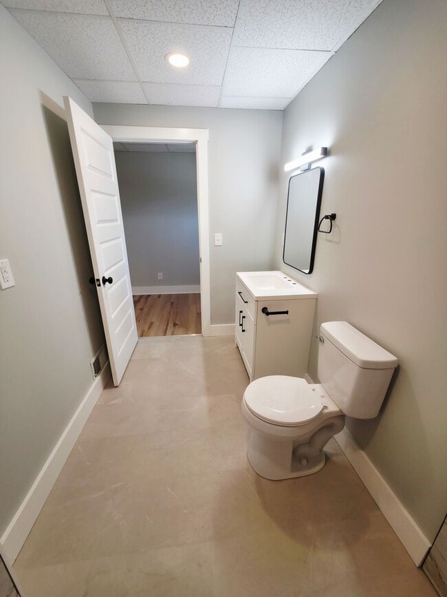 Building Photo - 3915-3917 Mount Troy
