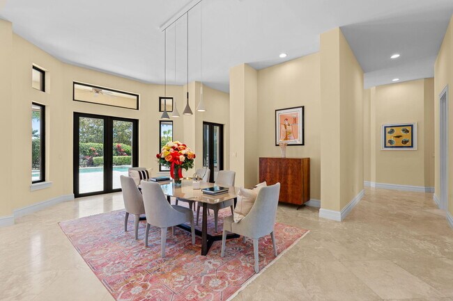 Building Photo - 3310 Palm Beach Point Blvd