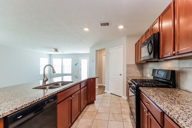 Building Photo - 20132 Langwell Dr