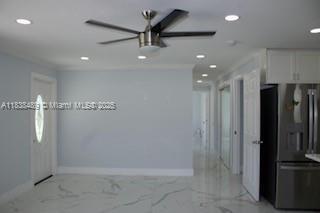 Building Photo - 3954 Coconut Cir N