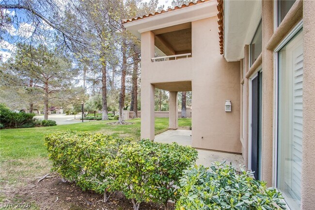Building Photo - 5086 Mt Pleasant Ln