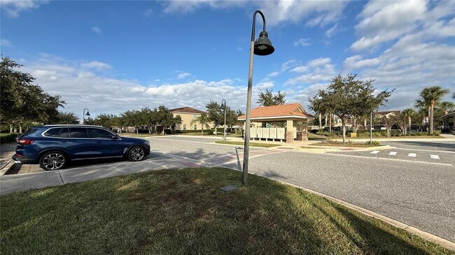 Building Photo - 2076 Leather Fern Dr