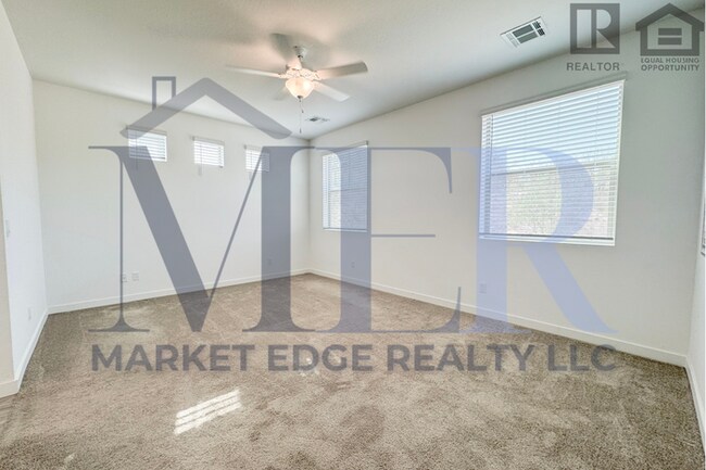 Building Photo - 2Bed/2Bath Gated Turnkey Home in Wickenbur...