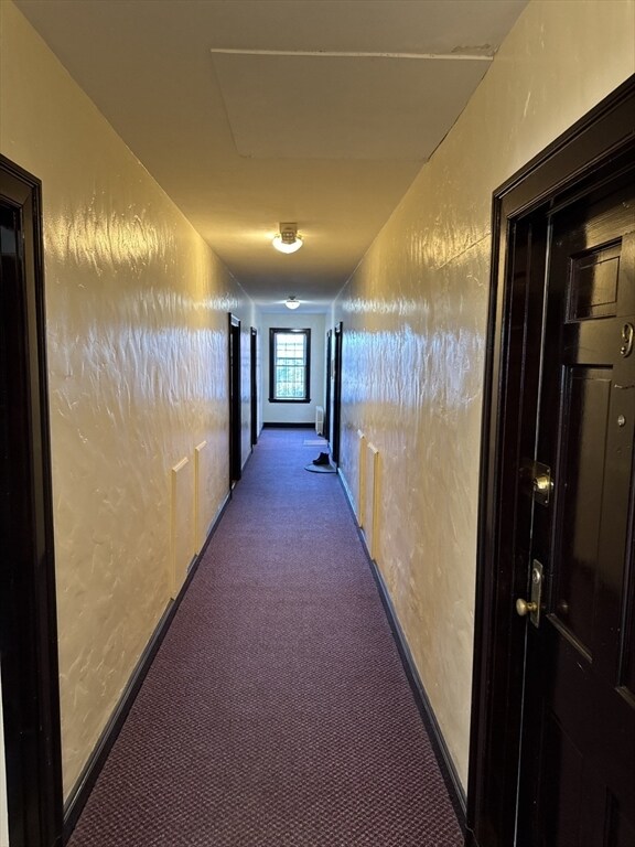 Building Photo - 16 Columbian St