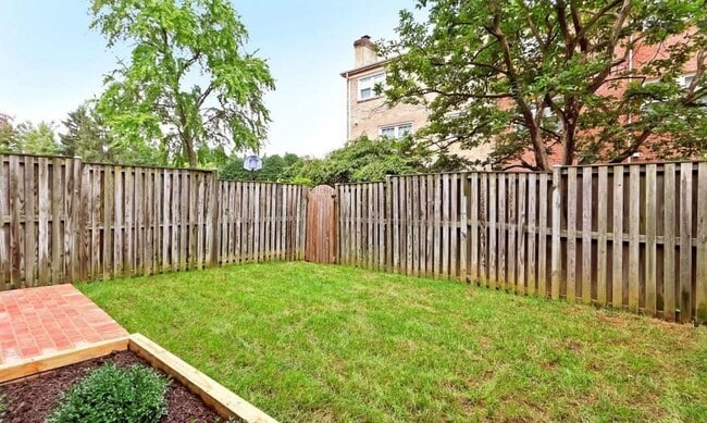Building Photo - 4528 King William Ct