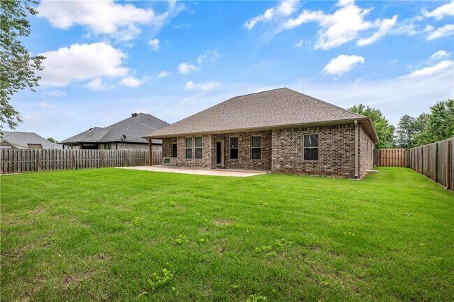 Building Photo - 4403 W Meadow Oaks Dr