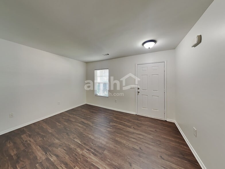 Building Photo - 4915 Manchineel Ln