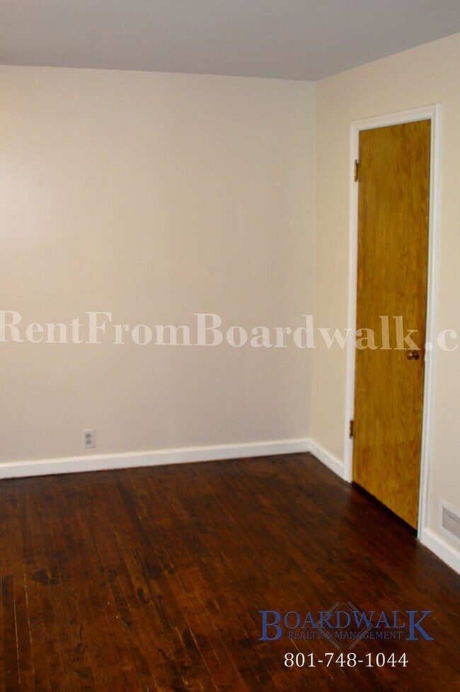 Building Photo - 1247 E 1300 S