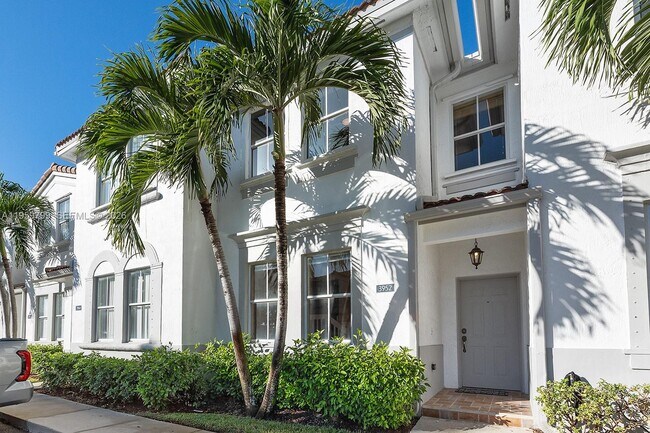 Building Photo - 3952 SW 157th Ave