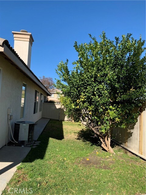 Building Photo - 31727 Via San Carlos