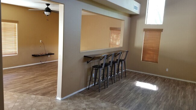 Building Photo - Perfect Entertainer's Dream Home in Anthem