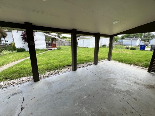 Building Photo - 406 Magnolia Dr