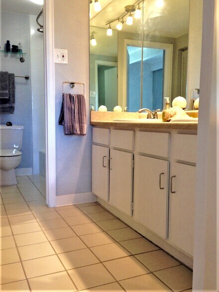 Building Photo - 1888 S Jackson St