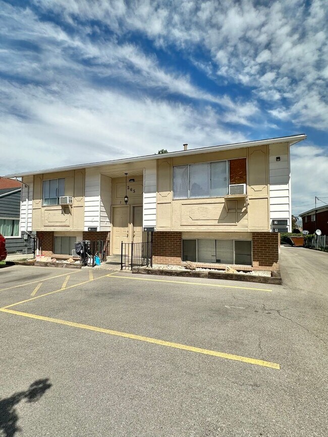 Building Photo - 259 E 5900 S