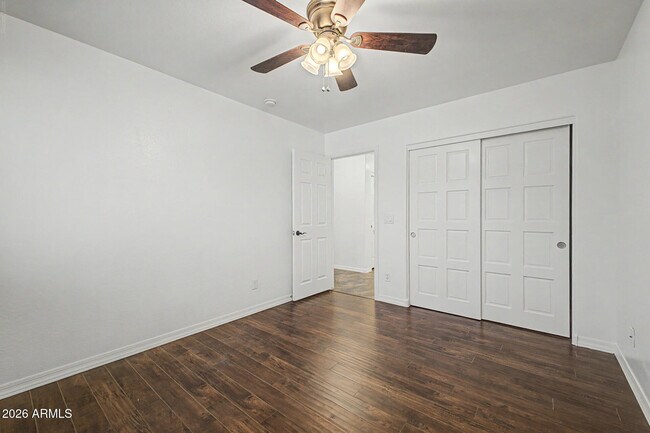 Building Photo - 25537 W Forest Grove Ave