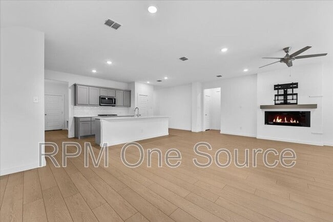 Building Photo - 3709 Palo Pinto Dr