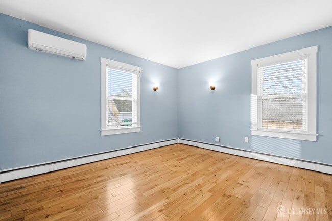 Building Photo - 339 Plainsboro Rd