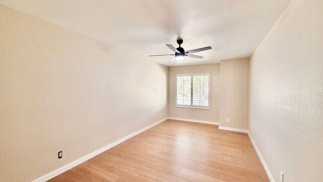 Building Photo - Recently updated Single-Story Home in the lovely community of Wildomar!