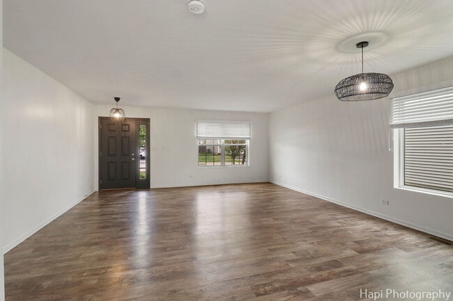 Building Photo - 1145 Adagio Dr