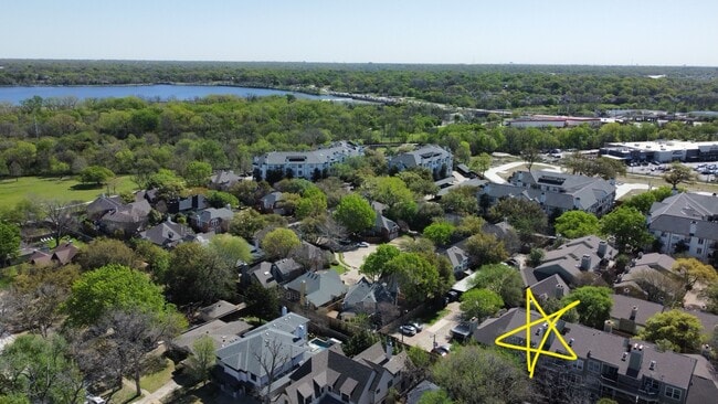 Building Photo - 7151 Gaston Ave