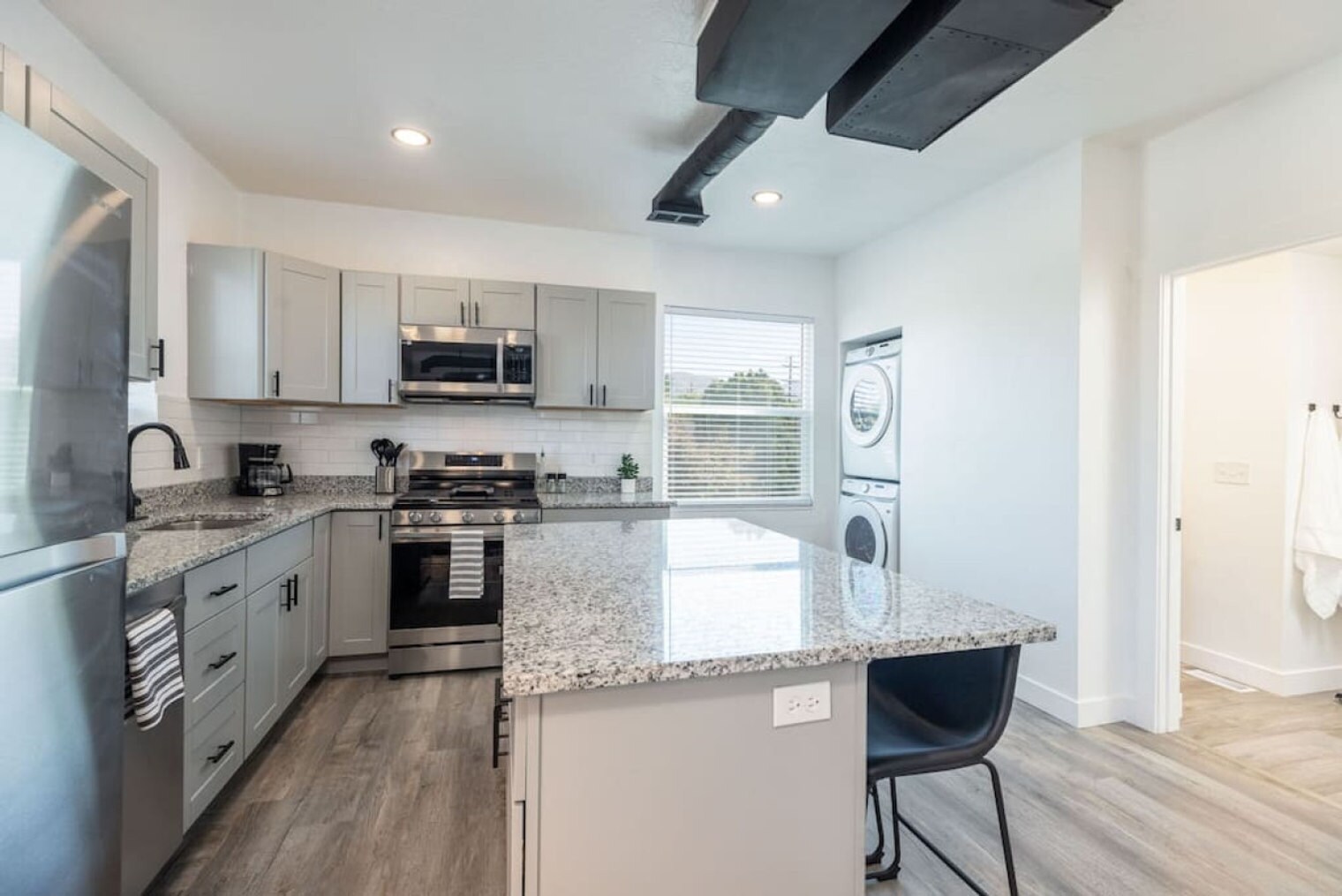 Building Photo - 677 S 700 E
