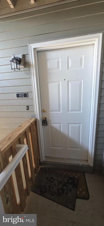Building Photo - 602 Ravens Crest Dr