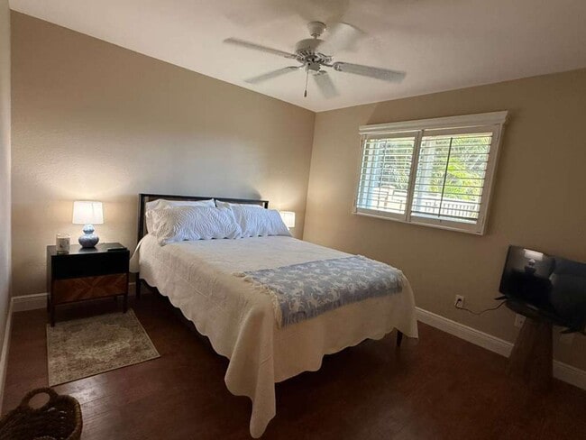 Building Photo - 4BR / 2BA Pool Home Near the Beach – Bonita Springs, FL