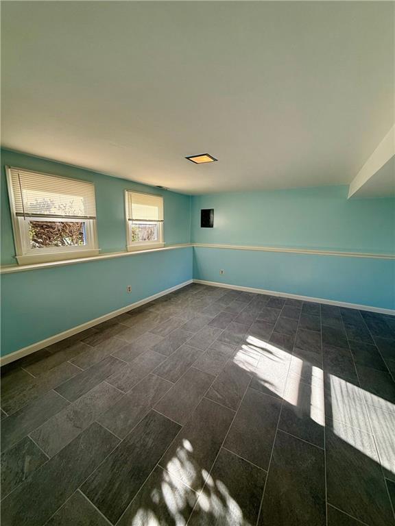 Building Photo - 178 Canonchet Dr