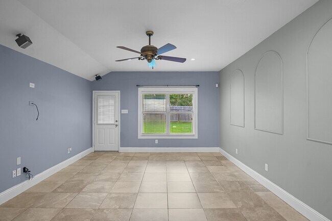 Building Photo - 9022 Durham Manor Ln