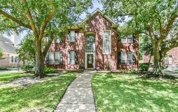 Building Photo - 1322 Blackthorne Dr