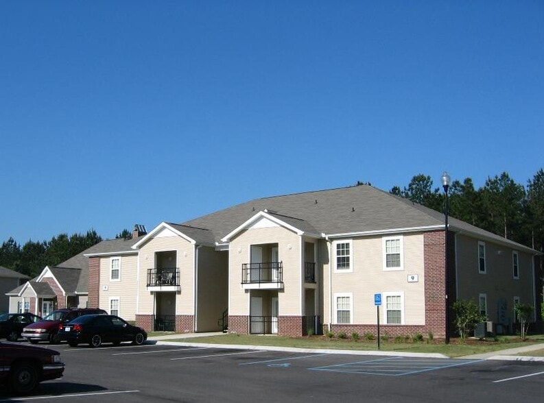 Cypress Park Apartments 300 S Lehmberg Rd Columbus MS 39702