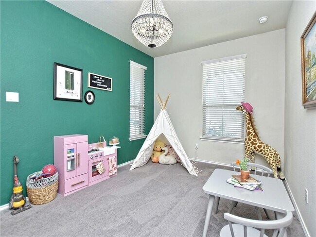 Building Photo - 177 Carlina Lp