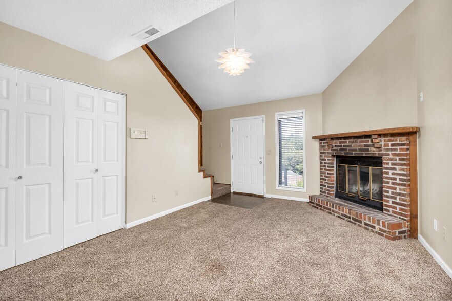 Wood Burning Fireplace - 3634 Monte Vista Dr