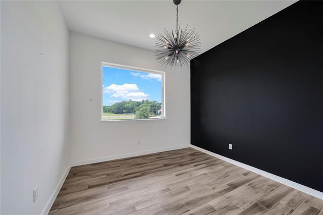 Building Photo - 8356 Fairview Dr