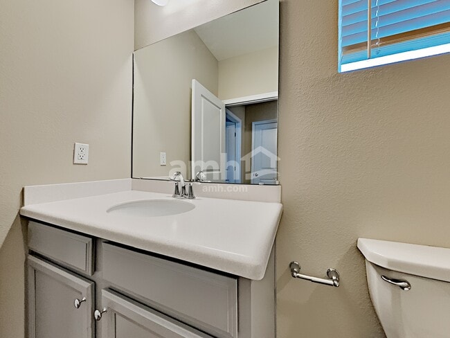 Building Photo - 285 Stone Arbor Lane