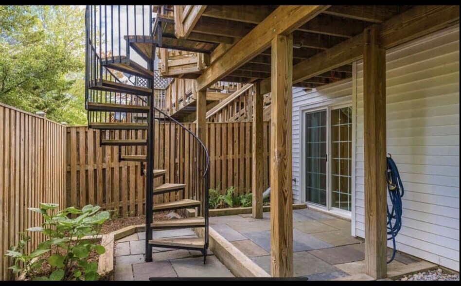 Building Photo - 13118 Ashnut Ln