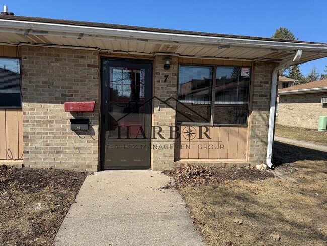 Building Photo - New Avon - 735 - 7 Non Renovated - SPECIAL...