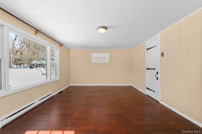 Building Photo - 100 Upper Shad Rd