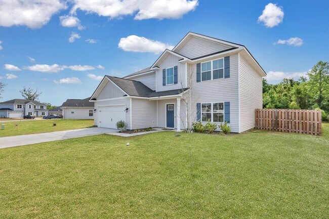 Building Photo - COMING JUNE 2026! (Pet Friendly)