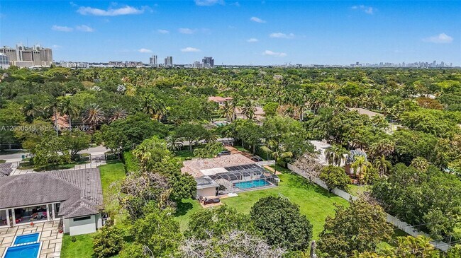 Building Photo - 7230 SW 104th St