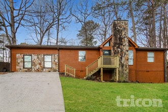 Building Photo - 4251 Cary Dr SW