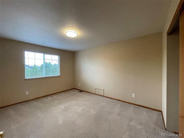 Building Photo - 2284 Dogwood Cir