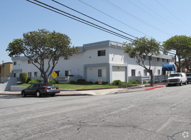 Primary Photo - 3505 Emerald St