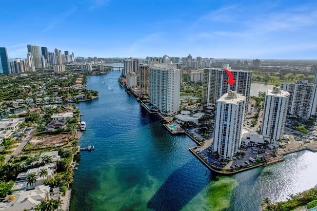 Primary Photo - 20515 E Country Club Dr