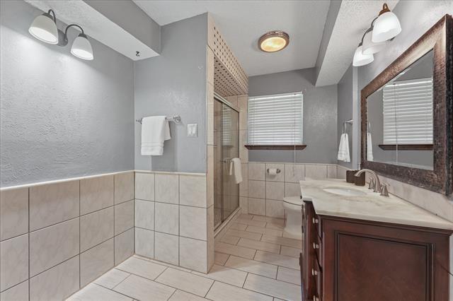 Building Photo - 5429 Enderly Pl