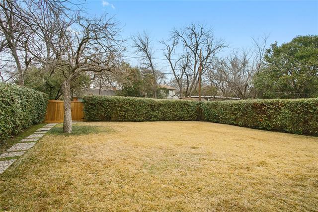 Building Photo - 3767 Manana Dr