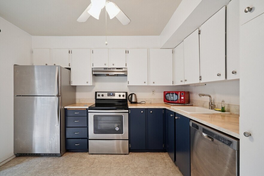 Building Photo - 12200 NE 147th Pl