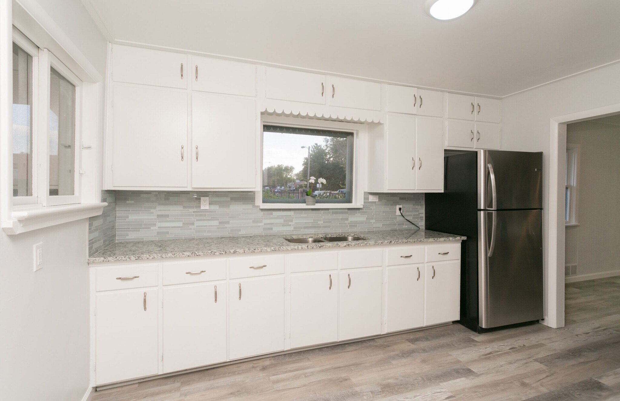 Building Photo - 4898 S Logan St