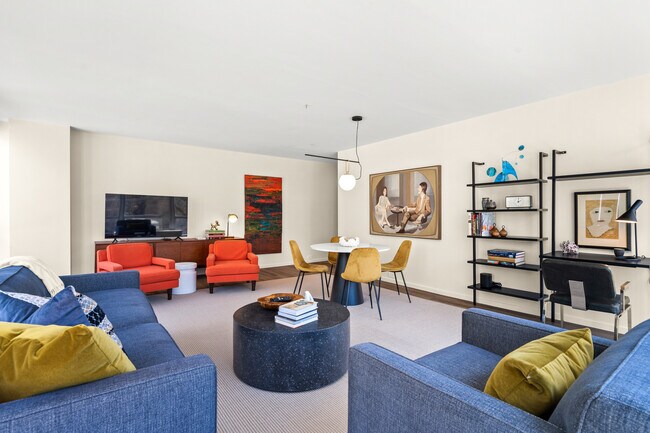 Building Photo - 340 W Diversey Pkwy