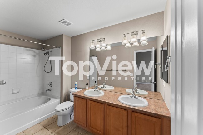 Building Photo - 7045 Red Sand Grove